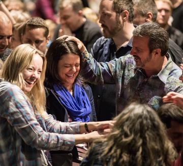 Kris-Vallotton_large copy.jpg